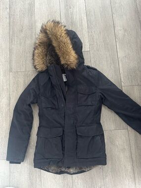TNA Women’s Parka Jacket with Faux Fur Hood - Black